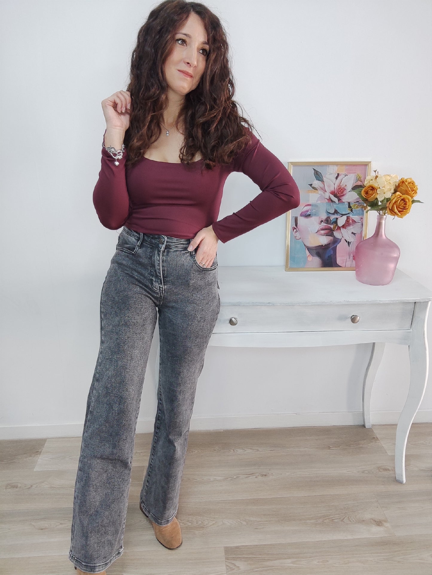 Vaquero wide leg etiqueta roja