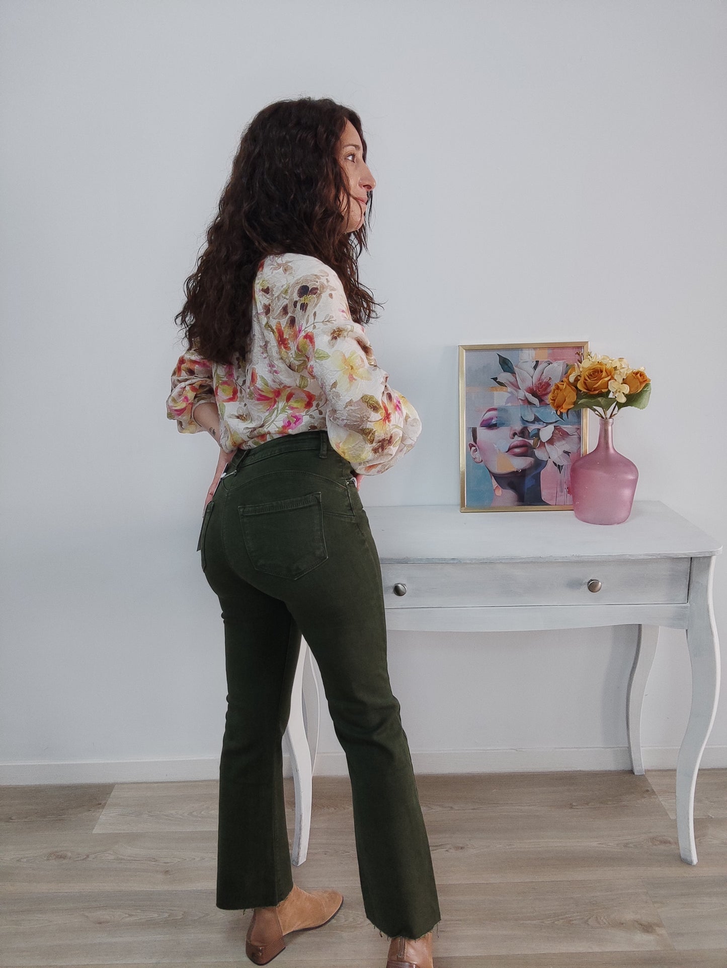 Jeans flare verde bosque