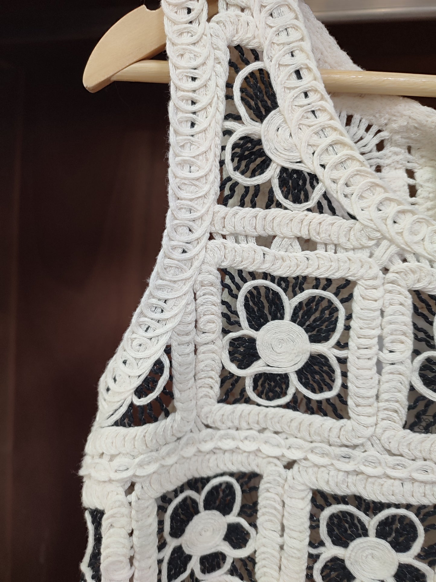 CAMISETA CROCHET FLOR
