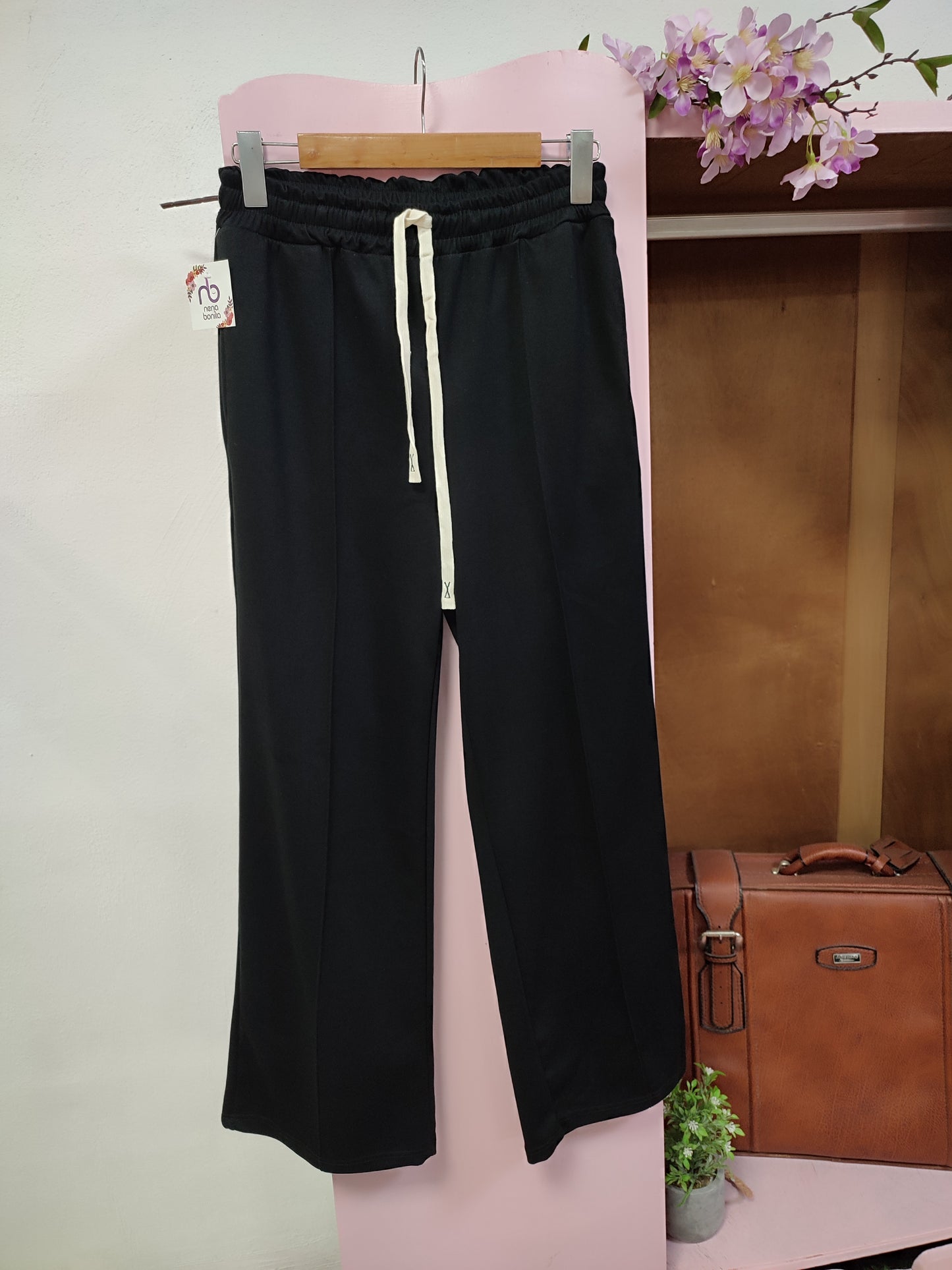 Pantalón wide leg negro