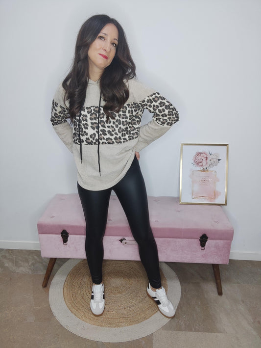 Sudadera raya animal print negra