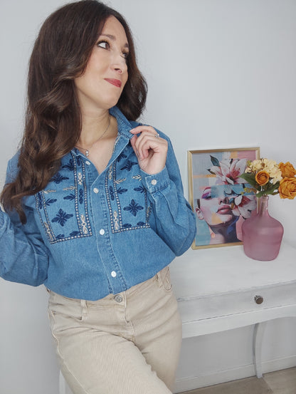 Camisa denim bordada