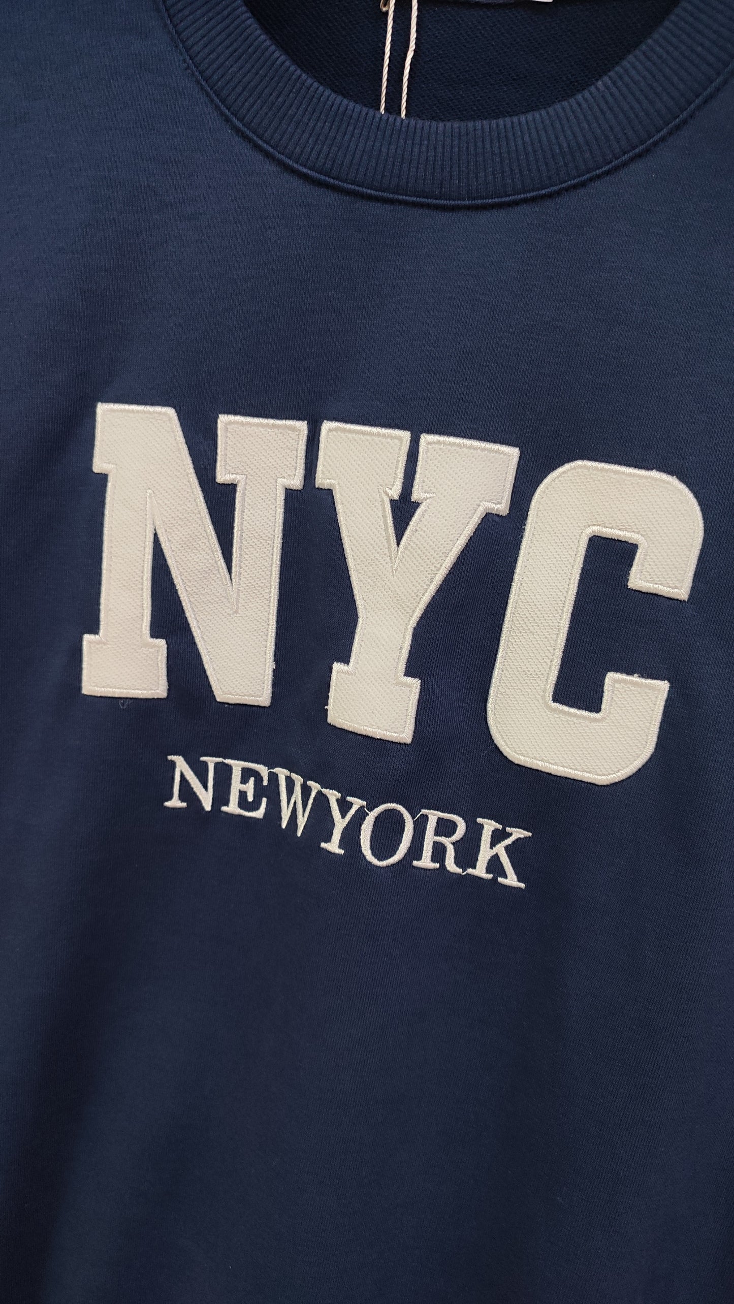 Sudadera NYC bordada marino