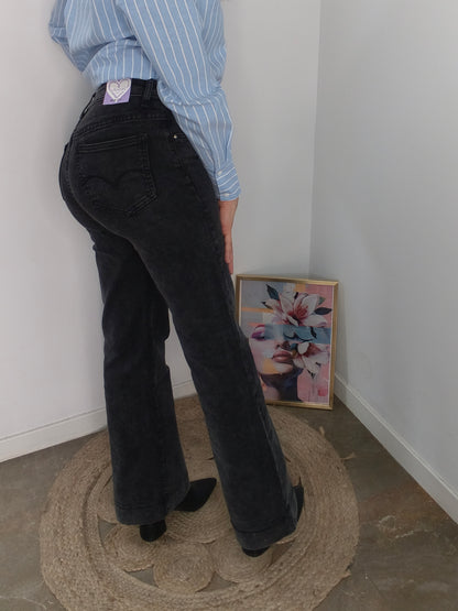 Jeans Flare Negro Efecto Lavado