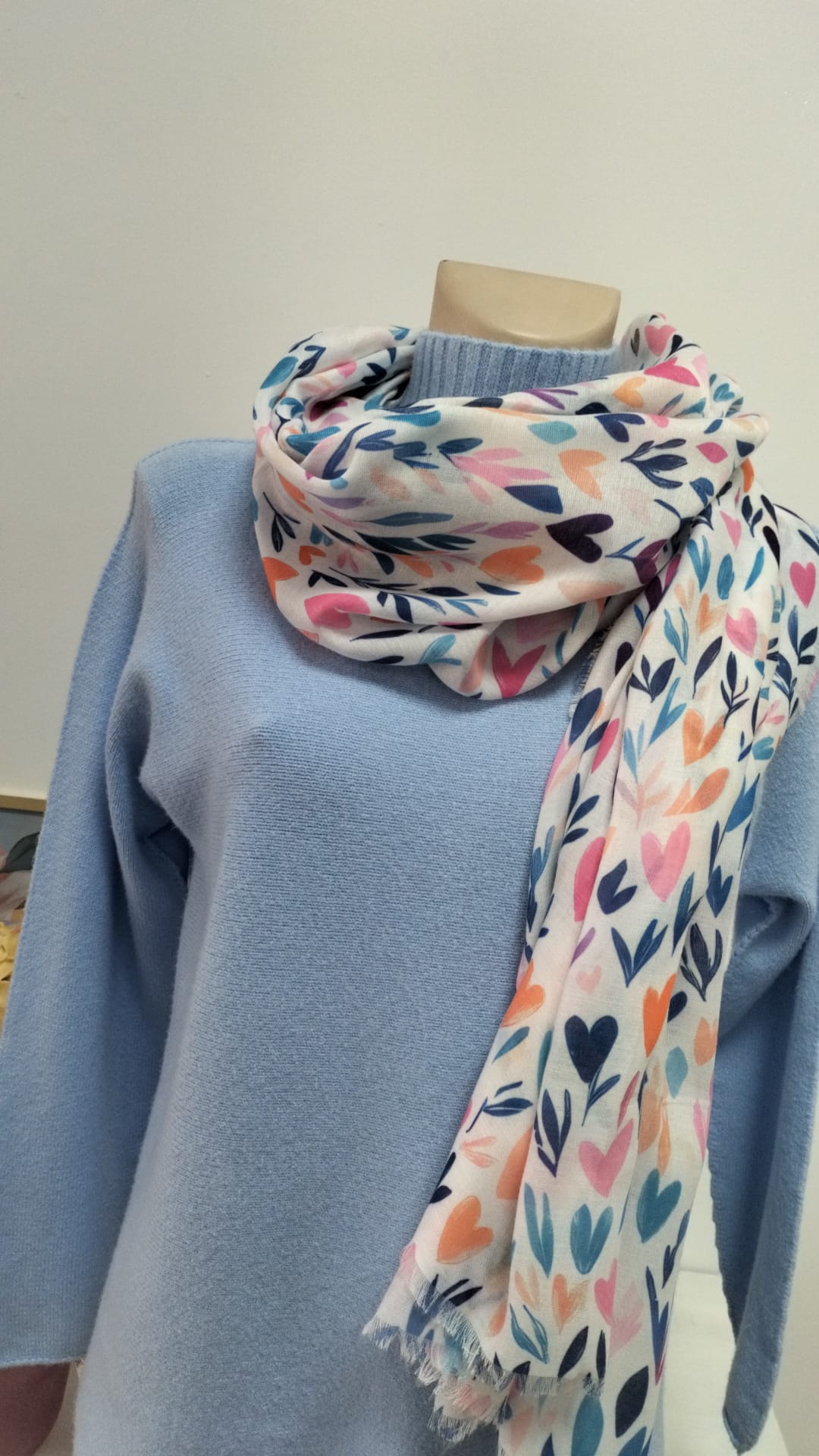 Pañuelo corazones multicolor