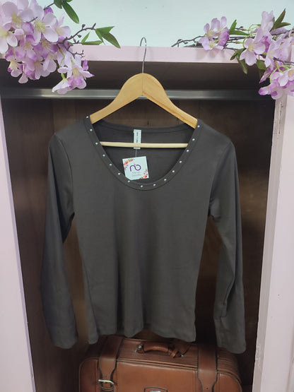 Camiseta tachas 4 colores