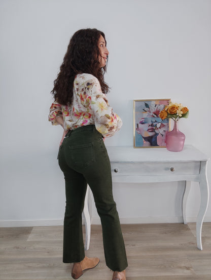 Jeans flare verde bosque