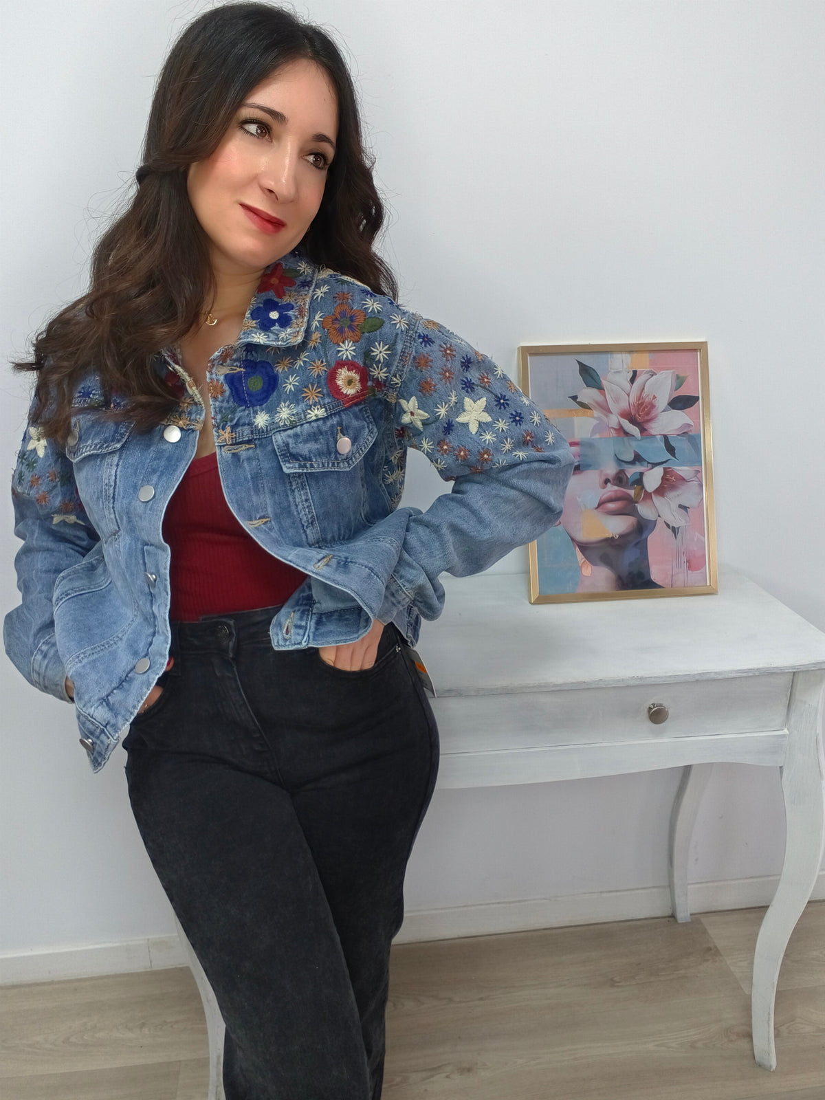 Chaqueta Denim Flores Bordadas