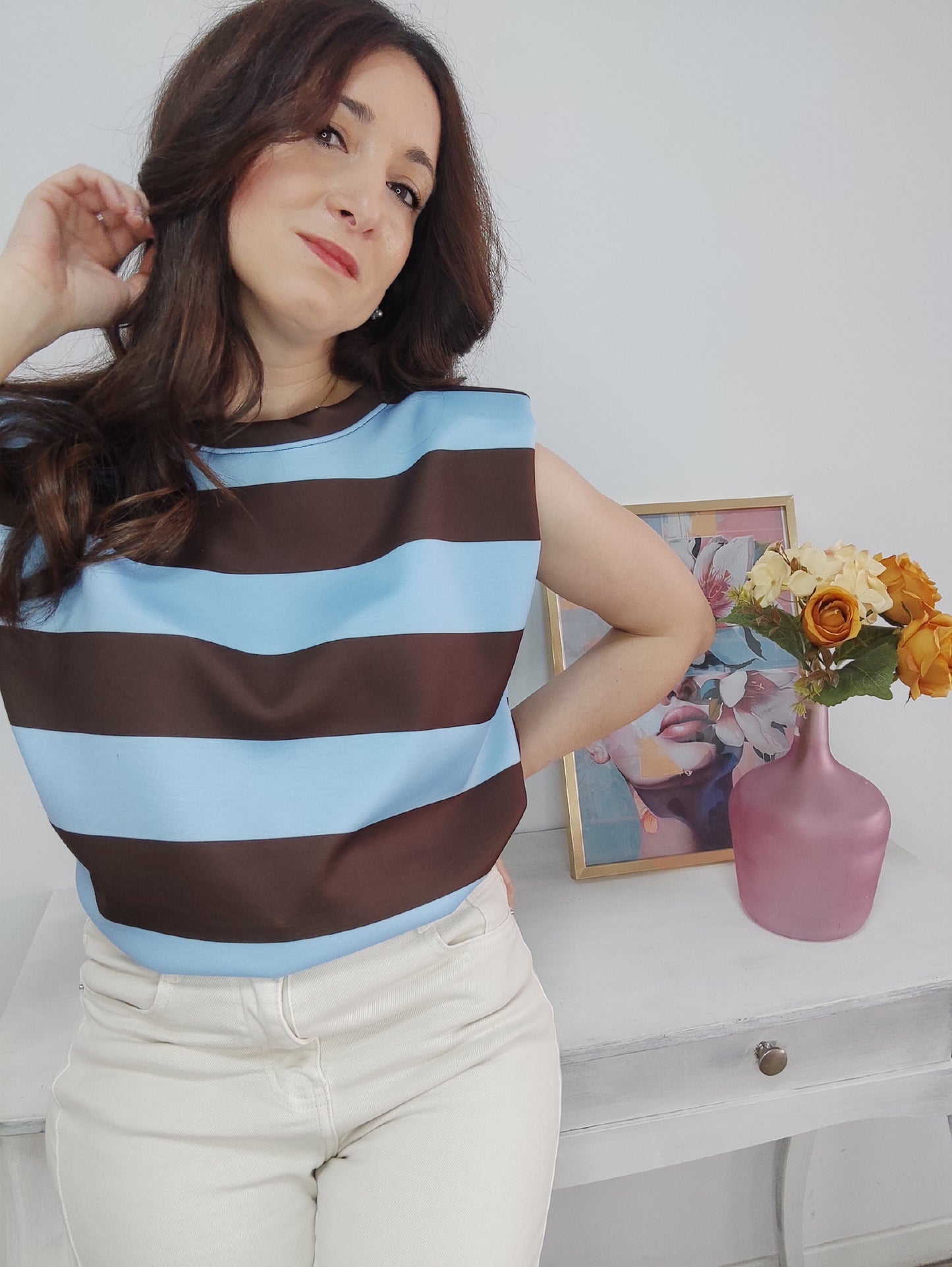 Camiseta hombreras celeste+choco