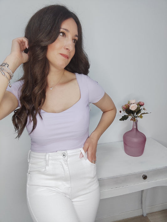 CAMISETA LICRA LILA