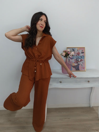 Conjunto Mercedes teja